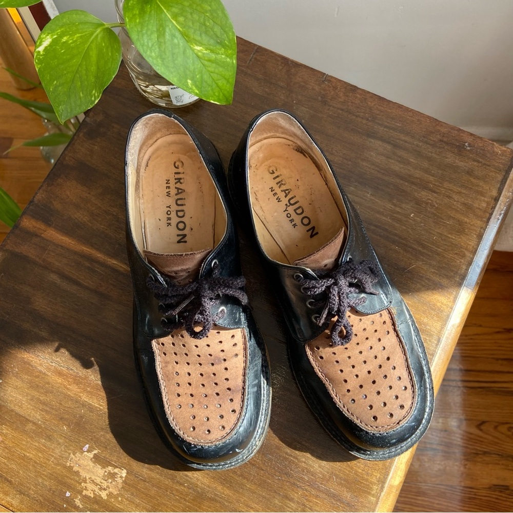 Vintage Giraudon two tone oxfords